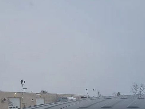 Used 2023 Jeep Wrangler Unlimited Sahara w/ Cold Weather Group image 8