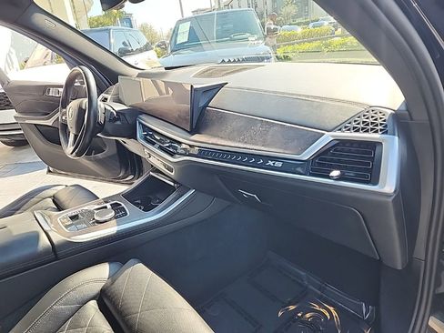 Used 2024 BMW X5 xDrive40i w/ Premium Package image 24