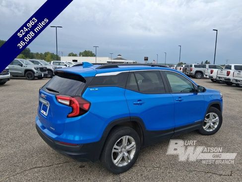 Used 2024 GMC Terrain SLE w/ Driver Convenience Package AWD/4WD image 6