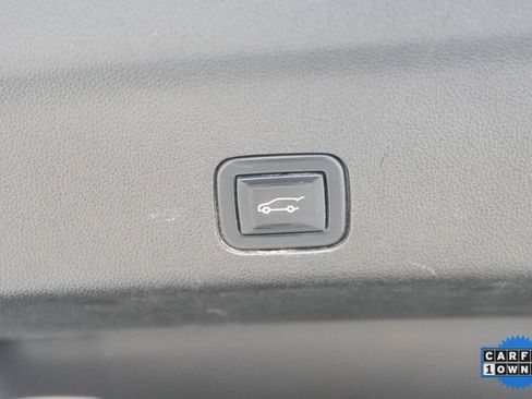 Used 2023 Chevrolet Tahoe RST image 10