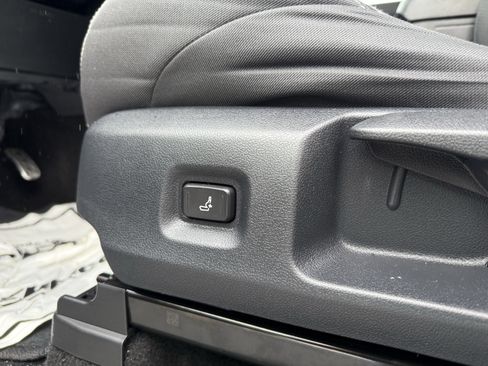 Used 2024 Toyota Tacoma TRD Sport image 27