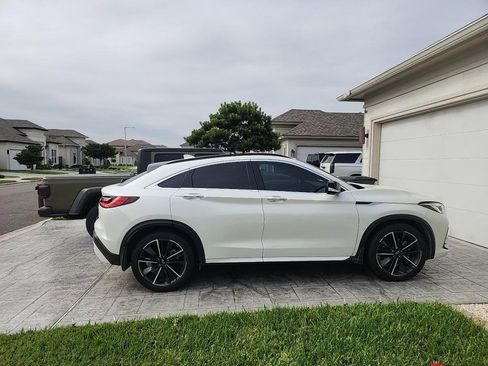 Certified 2023 INFINITI QX55 Essential image 18