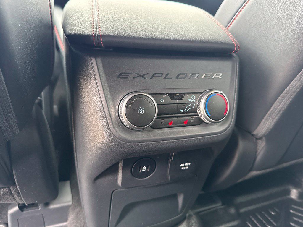 Used 2025 Ford Explorer ST AWD/4WD image 24