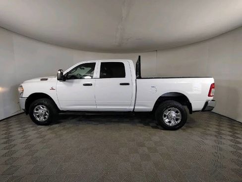 Used 2024 RAM 2500 Tradesman w/ Chrome Appearance Group image 4