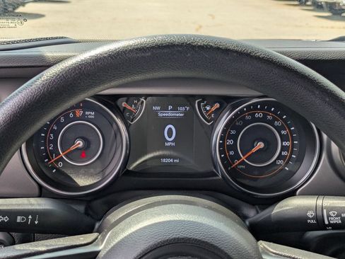 Used 2022 Jeep Wrangler Unlimited Sport AWD/4WD image 19