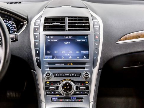 Used 2020 Lincoln MKZ Reserve w/ Monochromatic Package FWD image 19