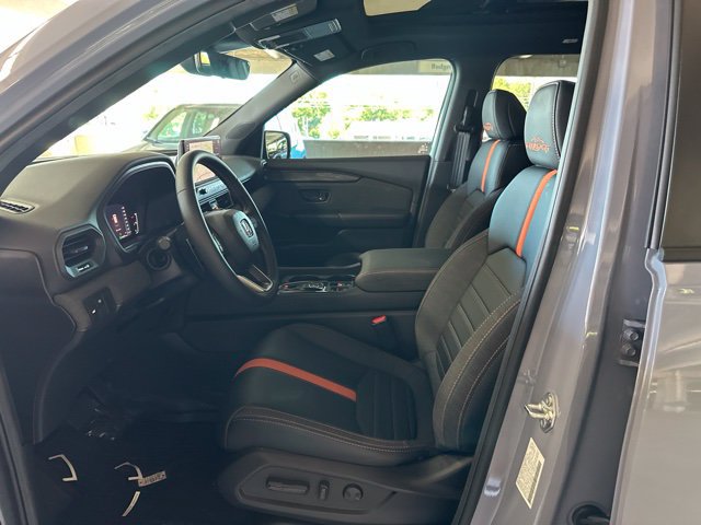 Certified 2026 Honda Passport TrailSport image 5