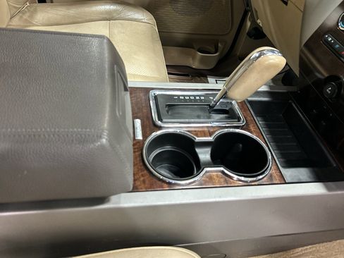 Used 2013 Ford Expedition EL XLT image 38