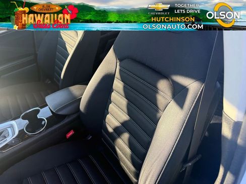 Used 2015 Ford Fusion SE image 9