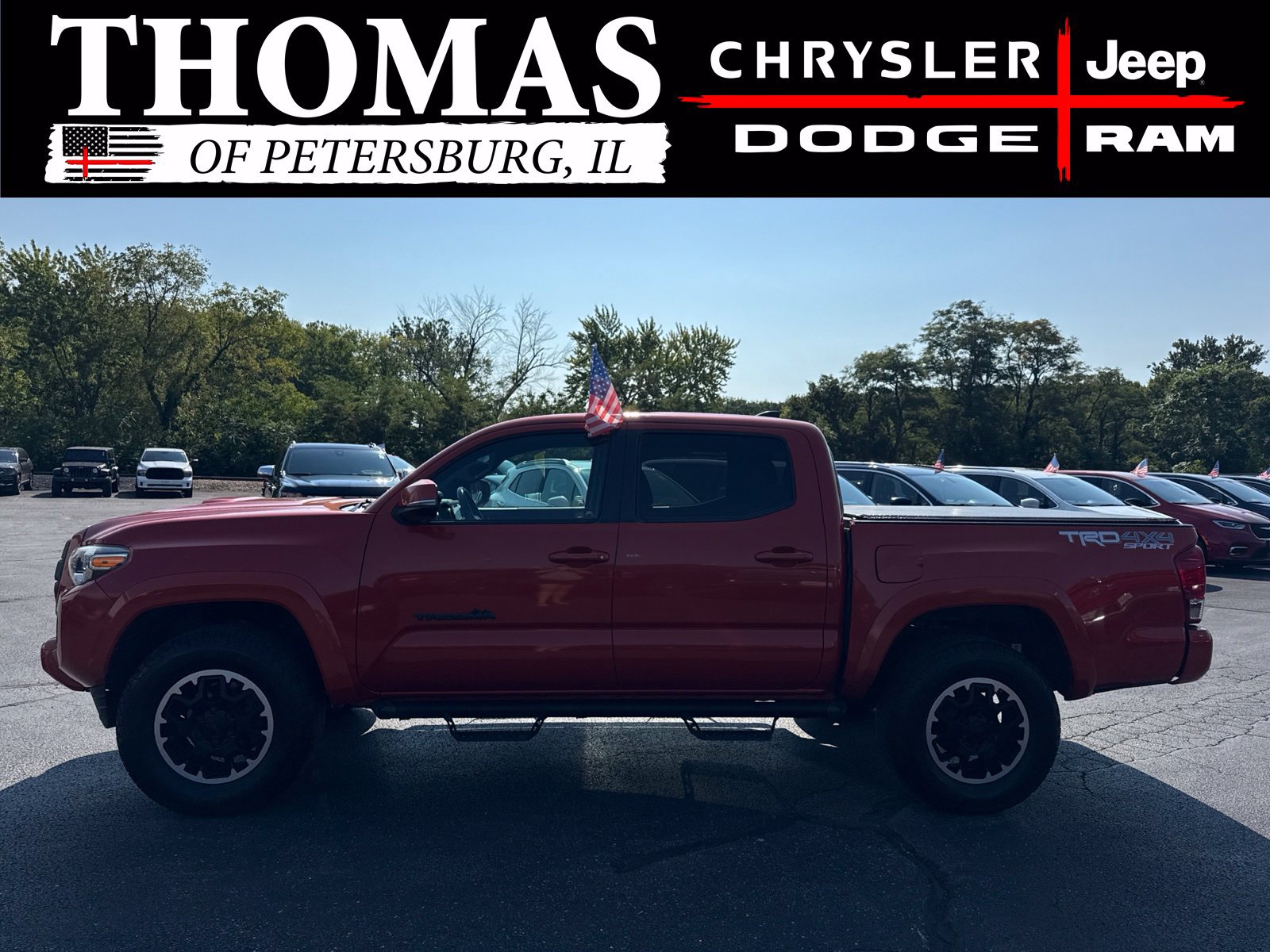 Used 2018 Toyota Tacoma TRD Sport w/ Technology Package AWD/4WD image 4