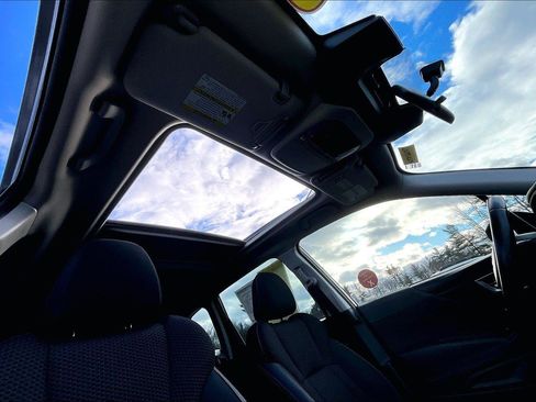 Used 2023 Subaru Forester Premium image 18