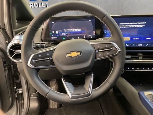 New 2026 Chevrolet Equinox EV LT AWD/4WD image 16