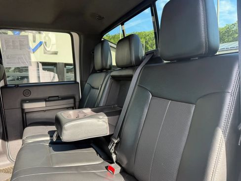Used 2016 Ford F250 Lariat w/ Lariat Ultimate Package AWD/4WD image 39