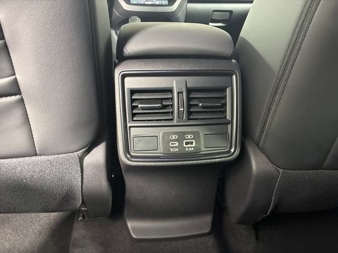 Used 2026 Subaru Forester Limited AWD/4WD image 20