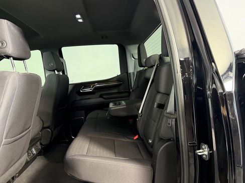 Used 2024 GMC Sierra 1500 Elevation image 24