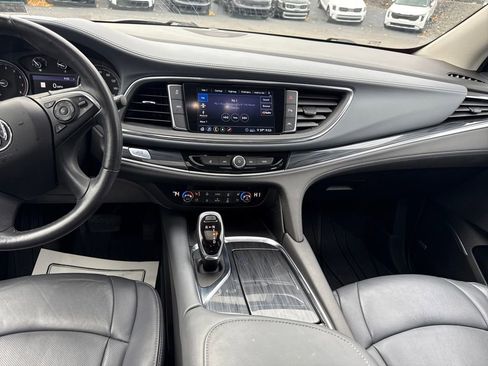 Used 2021 Buick Enclave Premium w/ Sun and Sites Package image 17