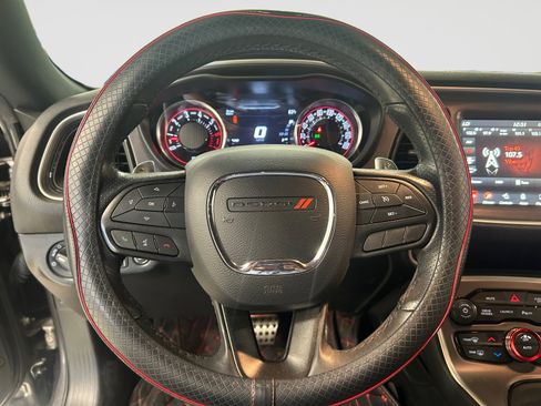Used 2022 Dodge Challenger R/T Scat Pack w/ Driver Convenience Group RWD image 13