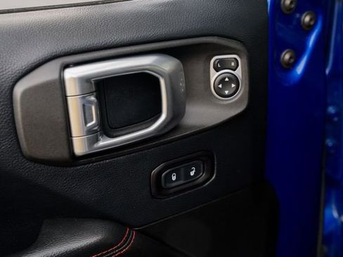 Used 2018 Jeep Wrangler Unlimited Rubicon w/ Dual Top Group image 21