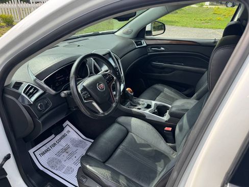 Used 2013 Cadillac SRX Luxury FWD image 9