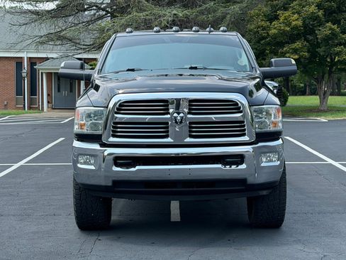 Used 2017 RAM 2500 Big Horn AWD/4WD image 3