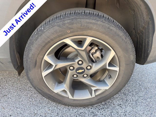 Used 2025 Chevrolet Trax LT w/ Driver Confidence Package FWD image 14