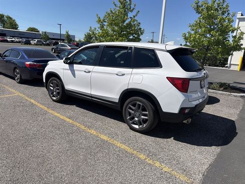 Used 2023 Honda Passport EX-L image 5