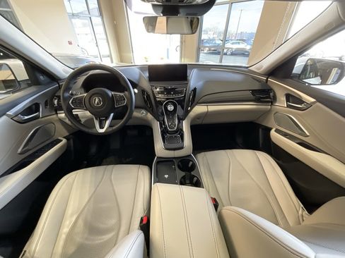 Certified 2025 Acura RDX w/ Technology Package image 9