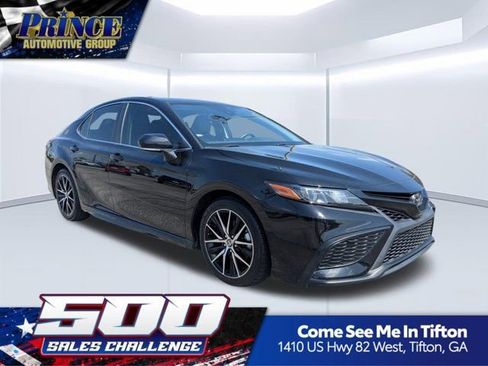 Used 2023 Toyota Camry SE w/ Convenience Package FWD image 1