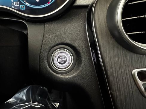 Used 2021 Mercedes-Benz C 300 4MATIC Sedan image 26