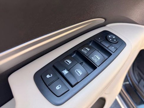 Used 2016 Dodge Durango SXT AWD/4WD image 15