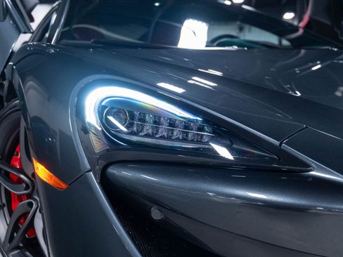 Used 2019 McLaren 570S Coupe RWD image 79