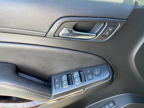 Used 2018 Chevrolet Tahoe LT image 31