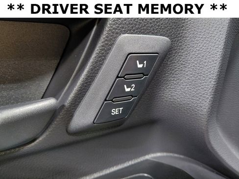 Used 2025 Toyota 4Runner Trailhunter image 8