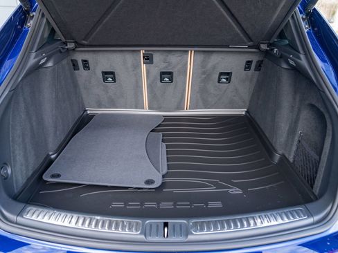 New 2026 Porsche Macan S image 29