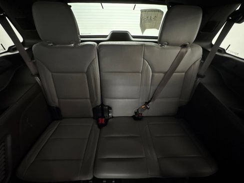 Used 2024 Chevrolet Tahoe LT RWD image 11