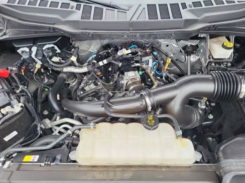 Used 2024 Ford F150 XLT image 31