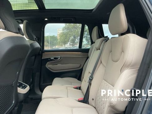 Certified 2025 Volvo XC90 B5 Plus image 32