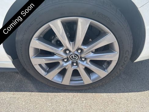 Used 2019 MAZDA MAZDA3 Sedan FWD image 9