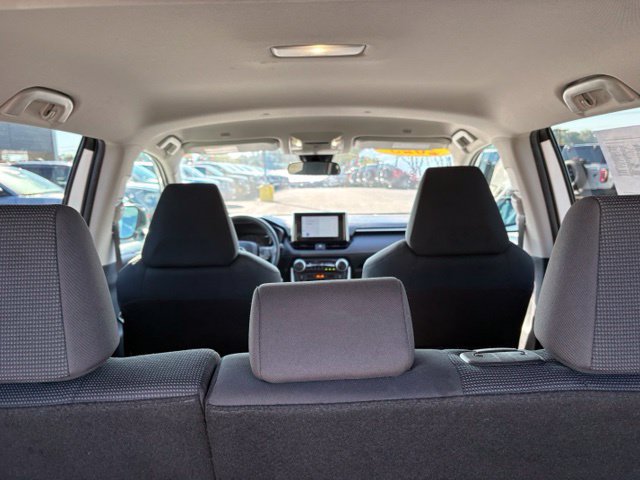 Used 2025 Toyota RAV4 LE AWD/4WD image 26