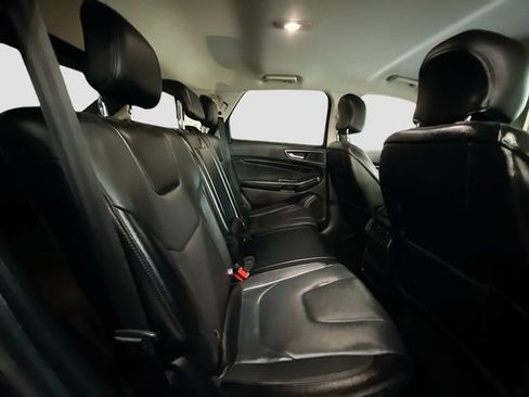Used 2017 Ford Edge Titanium w/ Technology Package image 27