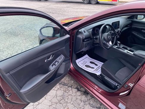 Used 2020 Nissan Sentra SV FWD image 9