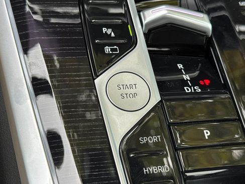 New 2026 BMW X5 xDrive50e w/ M Sport Package image 29