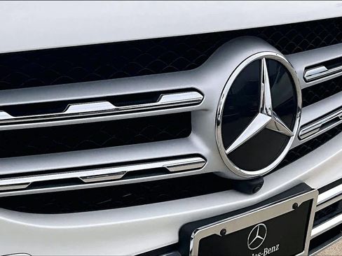 Used 2022 Mercedes-Benz GLC 300 GLC 300 image 29