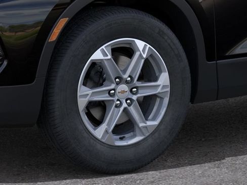 New 2026 Chevrolet Blazer LT w/ Convenience Package FWD image 9