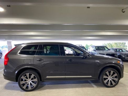 Used 2024 Volvo XC90 T8 Plus AWD/4WD image 5