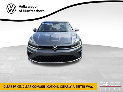 Used 2026 Volkswagen Jetta SEL FWD image 3