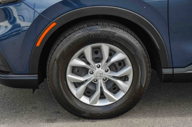Used 2025 Honda CR-V LX image 12