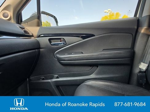 Used 2019 Honda Pilot Touring image 18