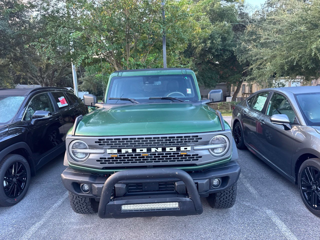 Used 2023 Ford Bronco Badlands AWD/4WD image 2