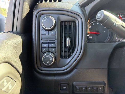 Used 2025 Chevrolet Silverado 3500 W/T w/ WT Convenience Package AWD/4WD image 18